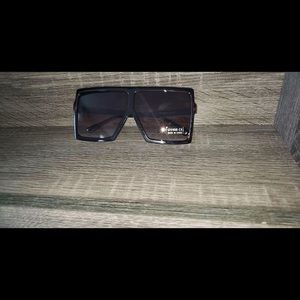 Oversized sunglasses